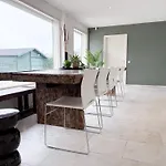 Xl 14-bed In Nature וילה טילבורג
