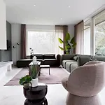 Xl 14-bed In Nature * טילבורג