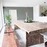 Xl 14-bed In Nature וילה *