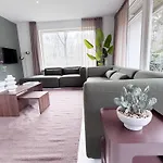 Xl 14-bed In Nature * טילבורג