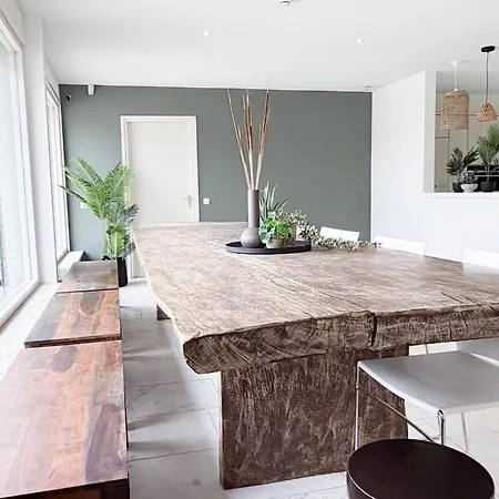 Large 14-Bed Villa Near Tilburg Nature Retreat *