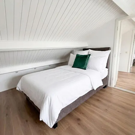 Large 14-Bed Villa Near Tilburg Nature Retreat *