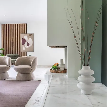 Villa Large 14-bed Near Nature Retreat Tilburg
